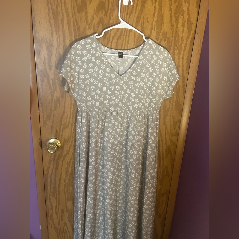 Floral Print V Neck Dress